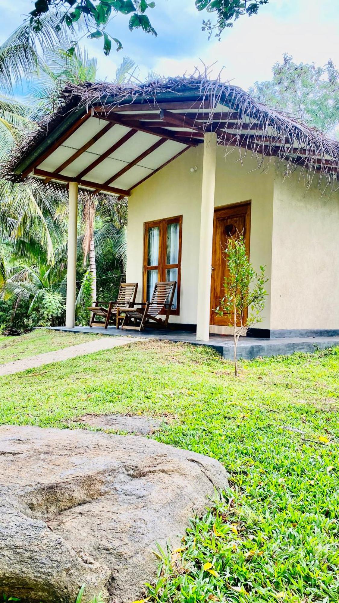 River Paradise Safari House With Cooking Class Udawalawe Buitenkant foto